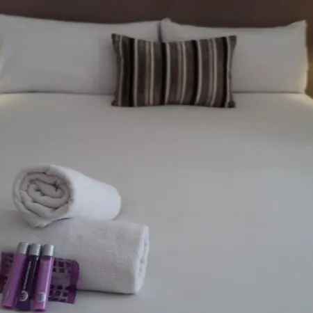 Bella Lola Guest house 2*